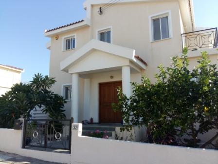 Four Bedrooms Villa with Swimming Pool &#8211; Ref. SUN1294