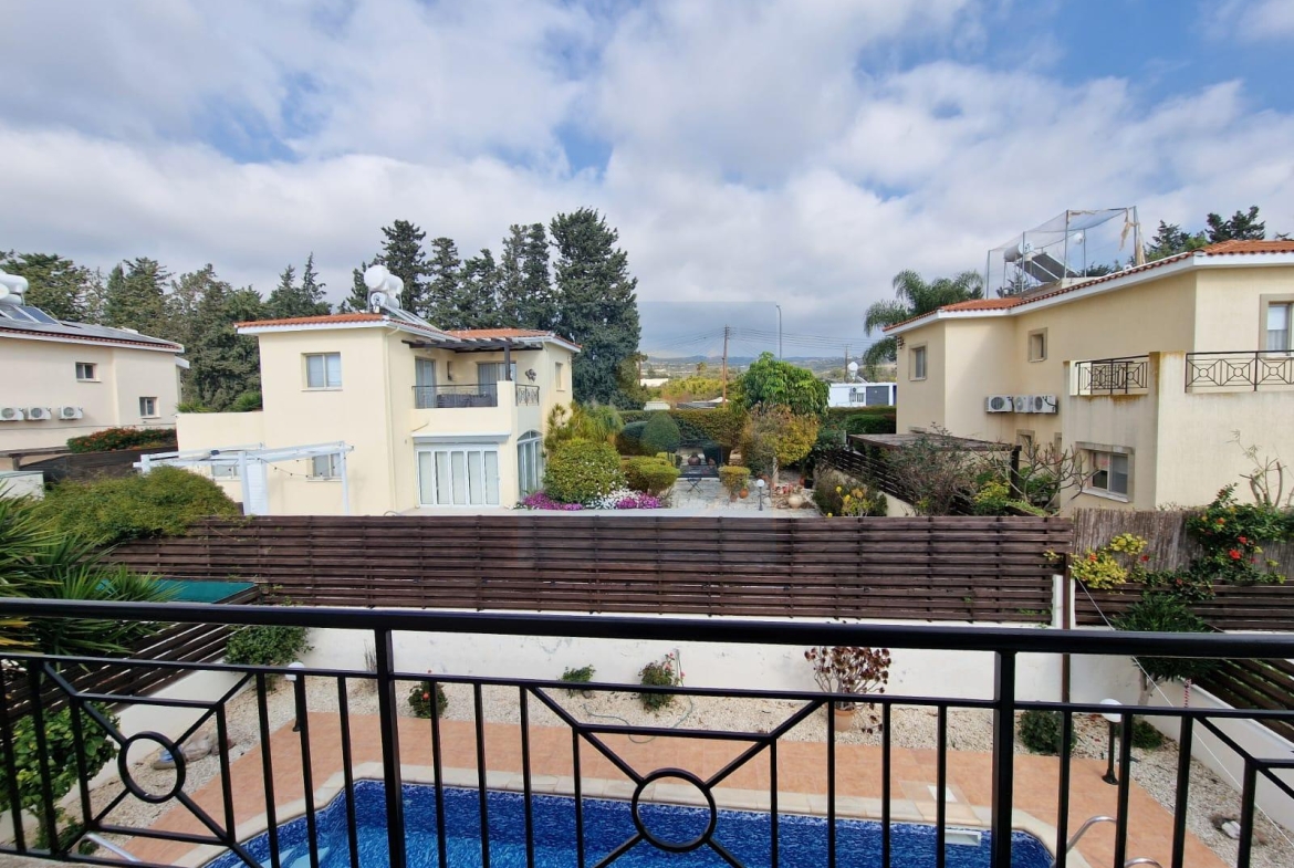 Three Bedroom Villa with swimming pool – Ref. SUN1543