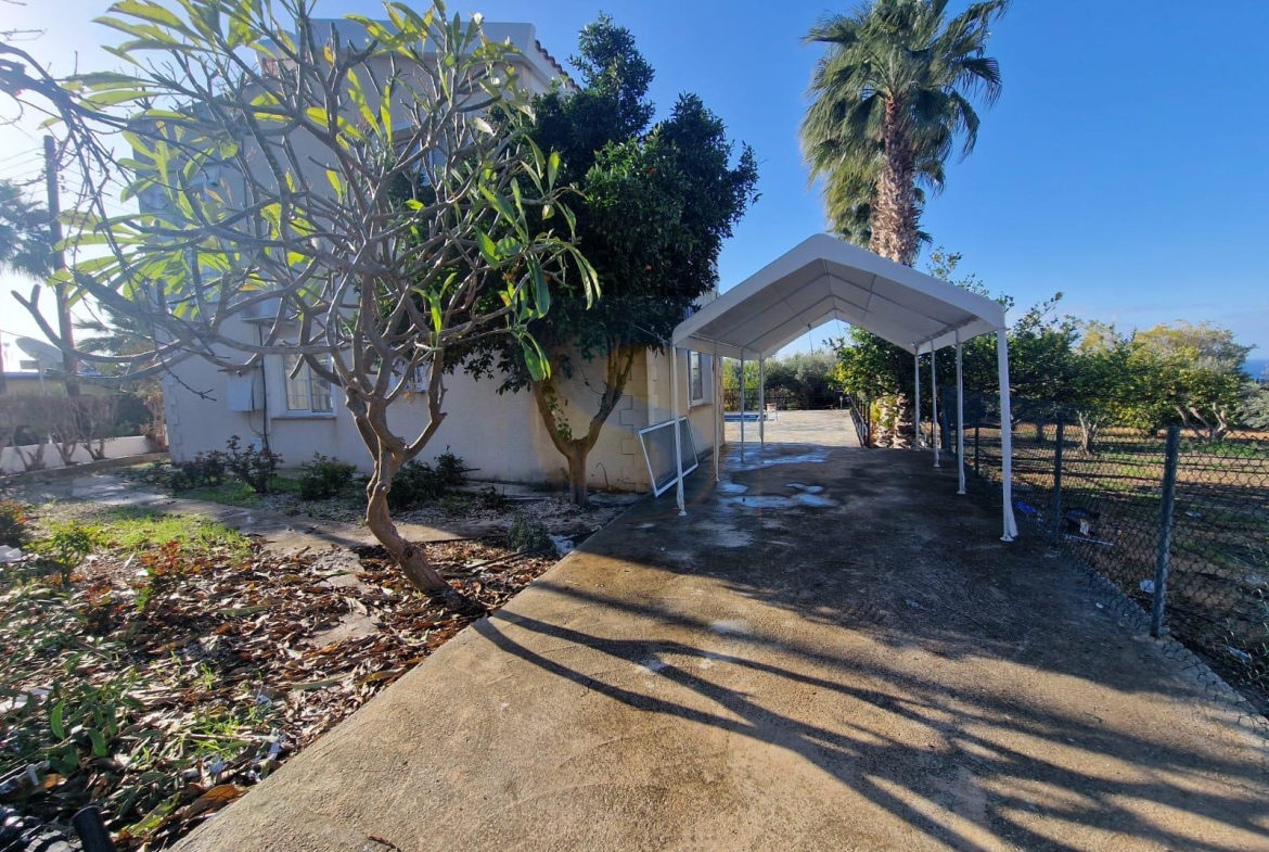 Three bedroom villa with swimming pool – Ref. SUN1540