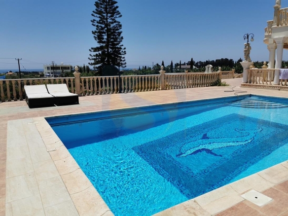 Five Bedroom Villa with Swimming Pool – Ref. SUN1415