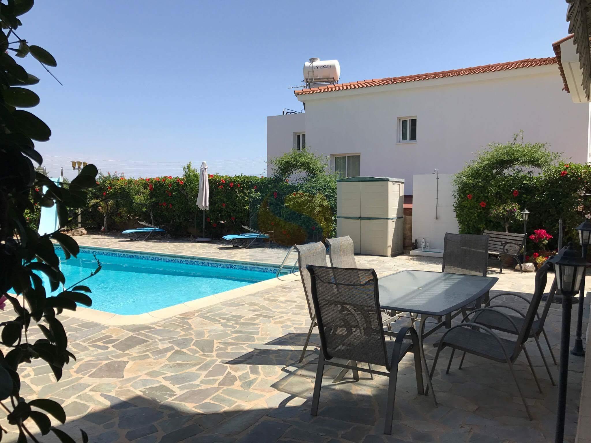 Three Bedroom Villa with Swimming Pool – Ref. SUN1107
