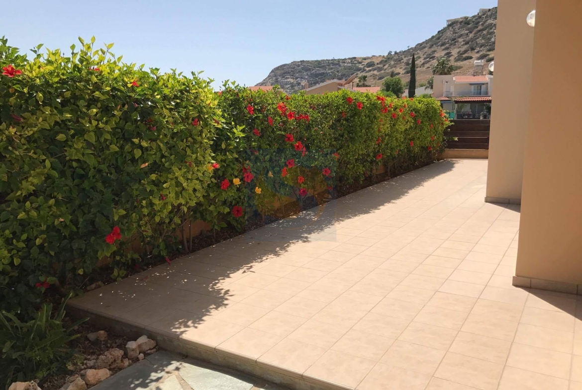 Three Bedroom Villa with Swimming Pool – Ref. SUN1107