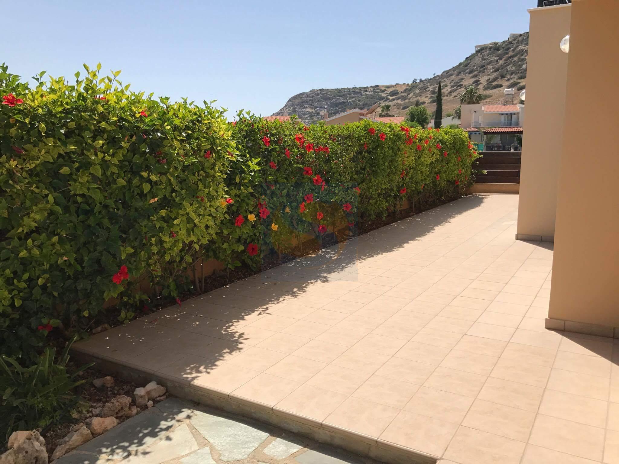 Three Bedroom Villa with Swimming Pool – Ref. SUN1107