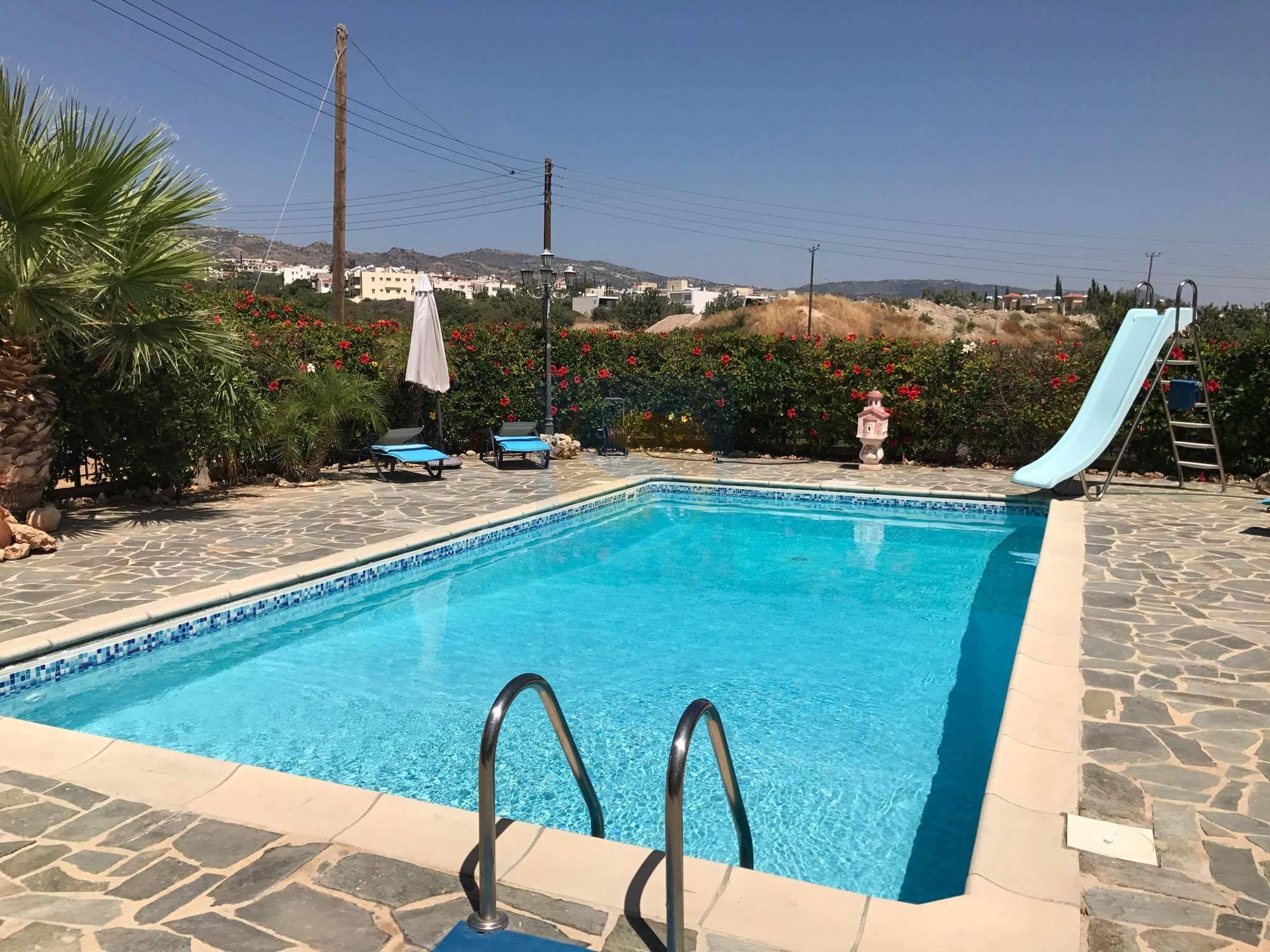Three Bedroom Villa with Swimming Pool – Ref. SUN1107