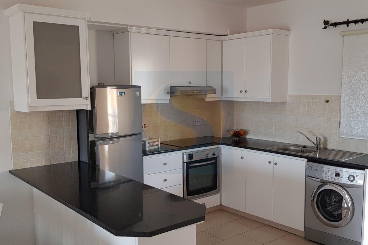 Three Bedroom Apartment with Communal Swimming Pool – Ref. SUN1388