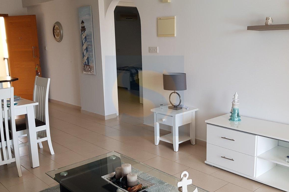Three Bedroom Apartment with Communal Swimming Pool – Ref. SUN1388