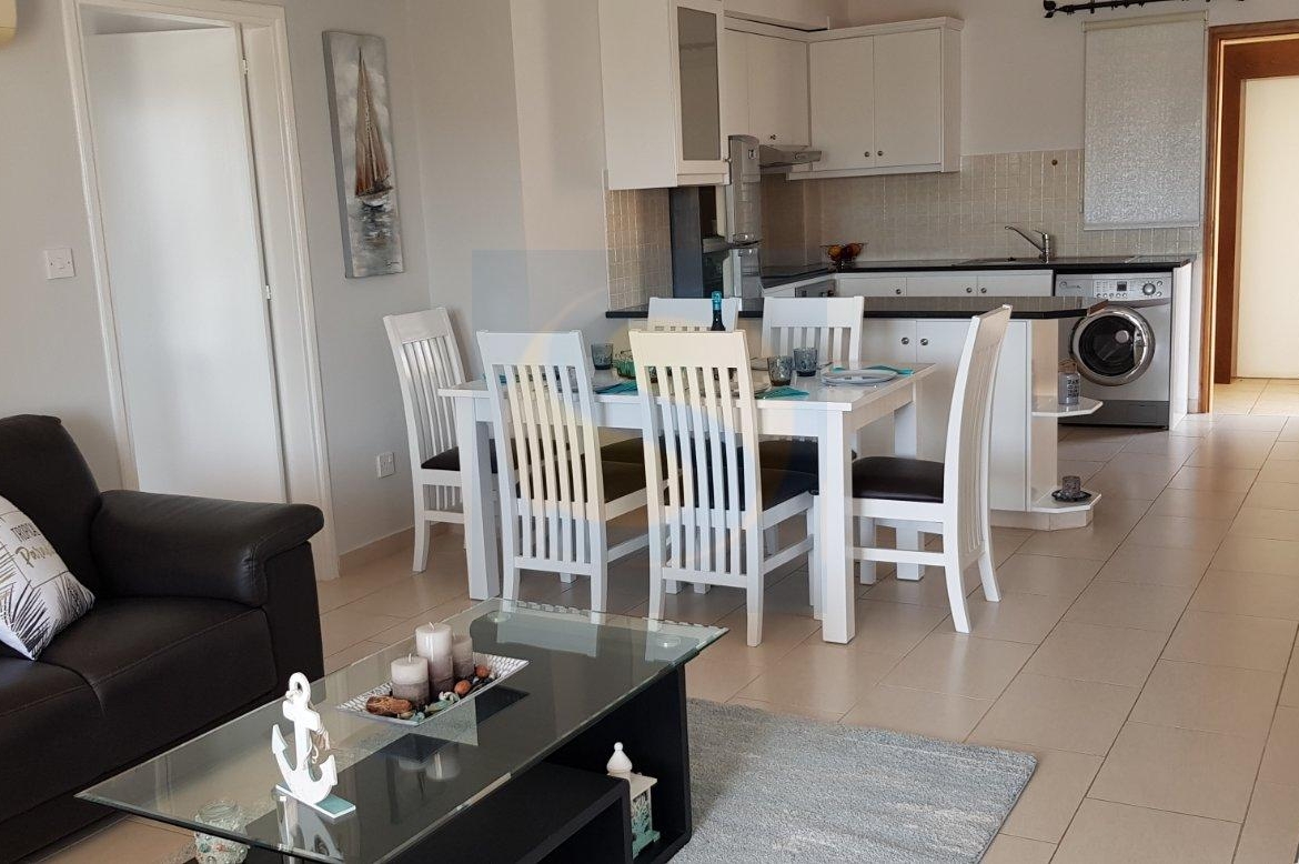 Three Bedroom Apartment with Communal Swimming Pool – Ref. SUN1388