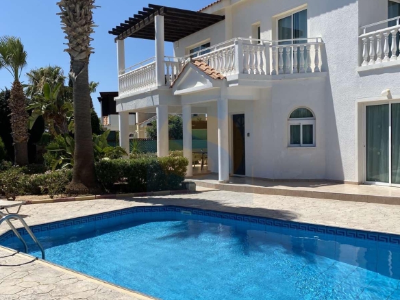 Three Bedroom Villa with Swimming Pool – Ref.SUN1397