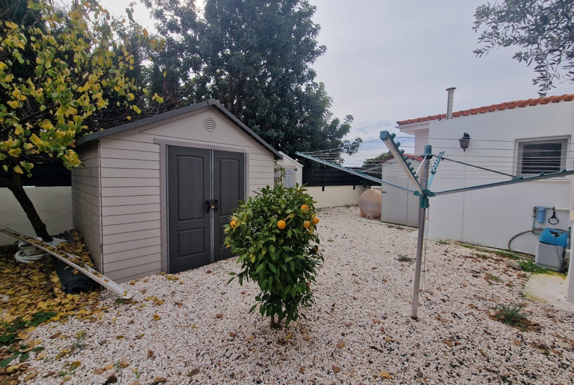 Four Bedroom Bungalow with Swimming Pool – Ref. SUN1576
