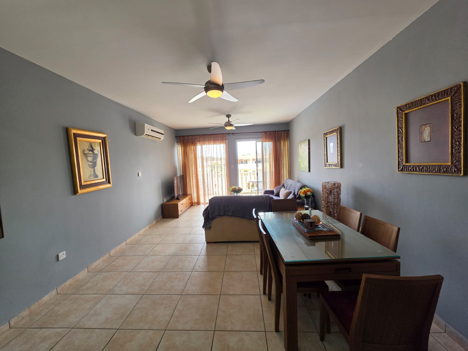 1 Two Bedroom and two bathroom apartment with Communal Swimming pool – Ref. SUN1580