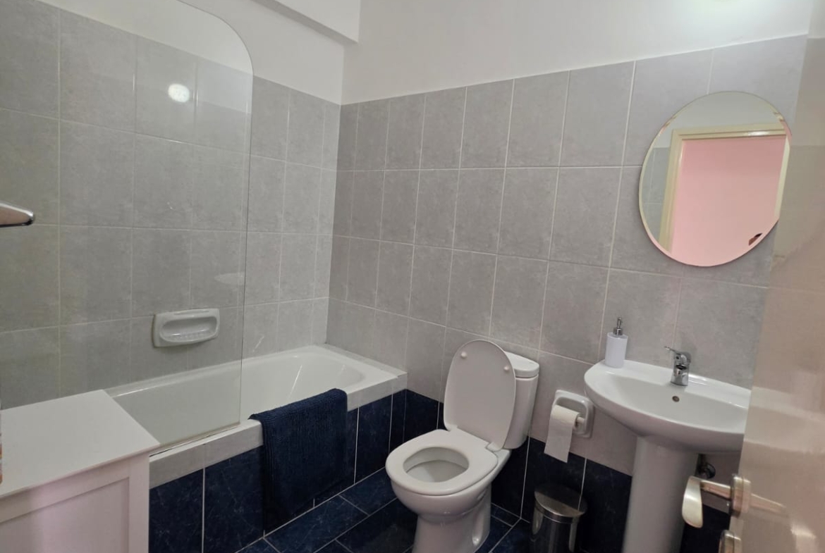 Two Bedroom and two bathroom apartment with Communal Swimming pool – Ref. SUN1580