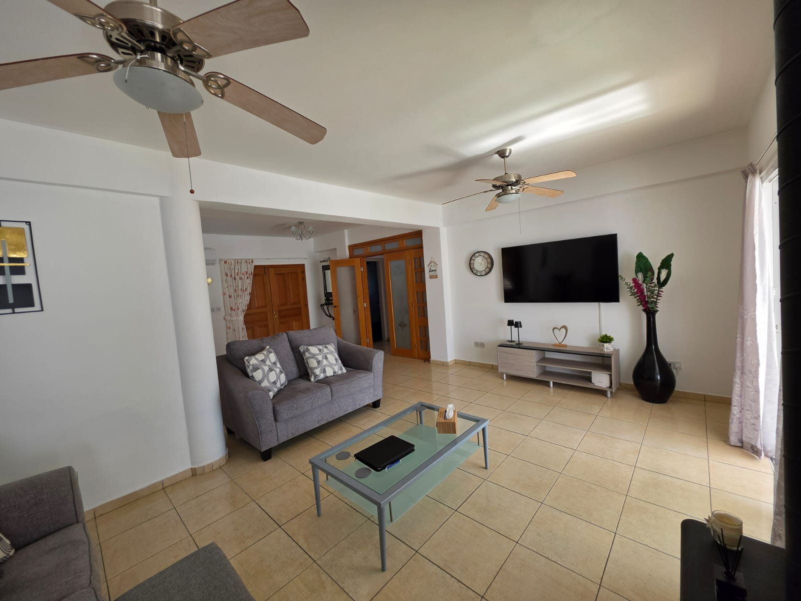 Three Bedroom Villa with Swimming Pool – Ref. SUN1581