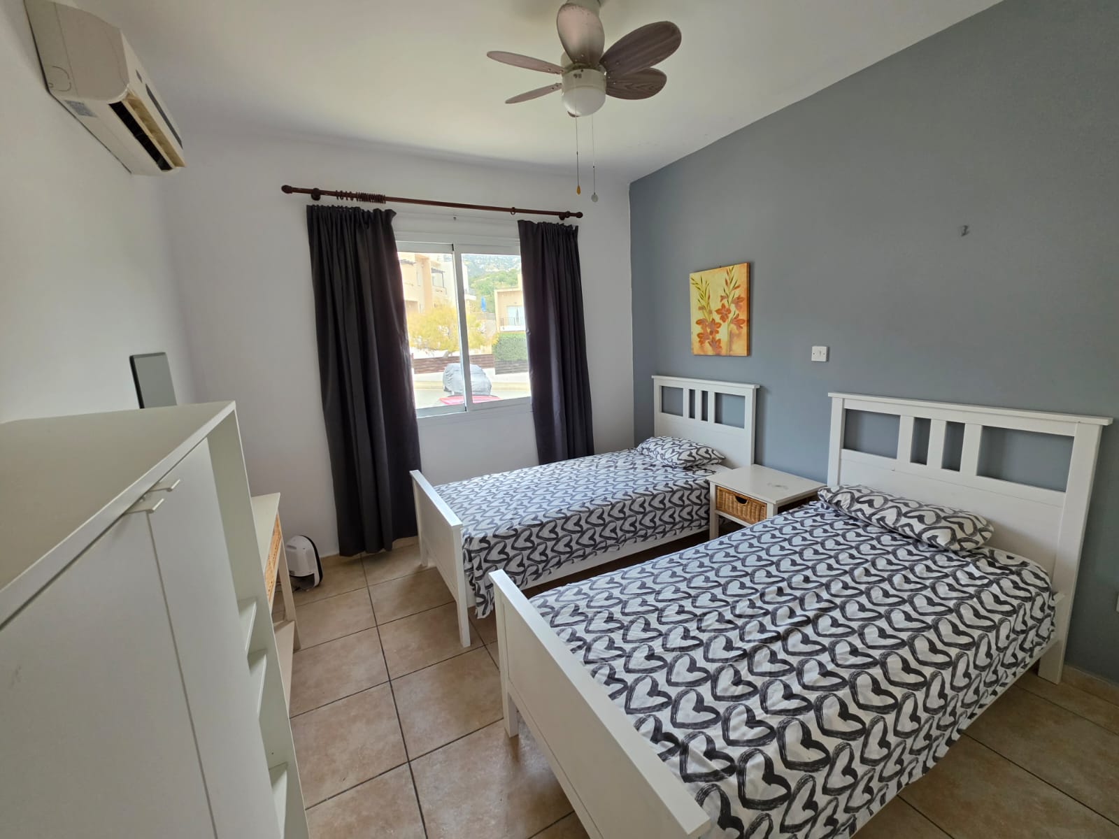 12 Two Bedroom and two bathroom apartment with Communal Swimming pool – Ref. SUN1580