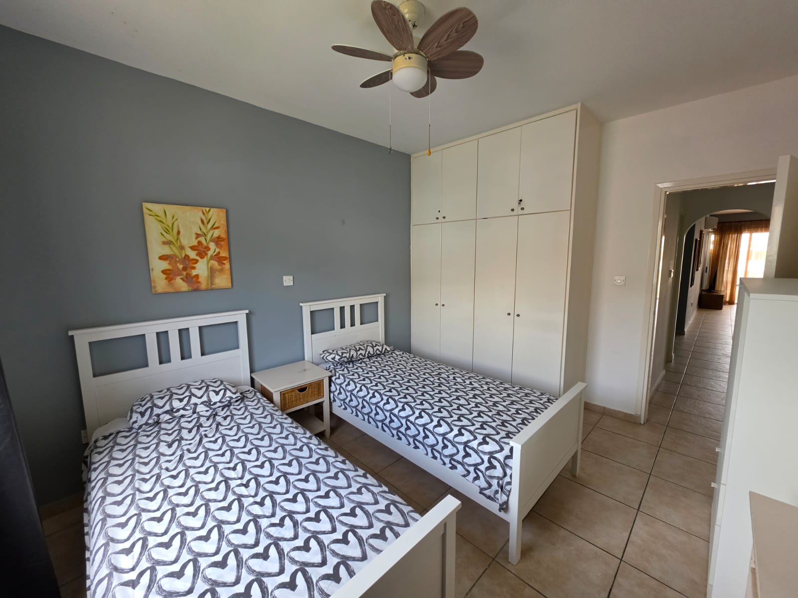 13 Two Bedroom and two bathroom apartment with Communal Swimming pool – Ref. SUN1580