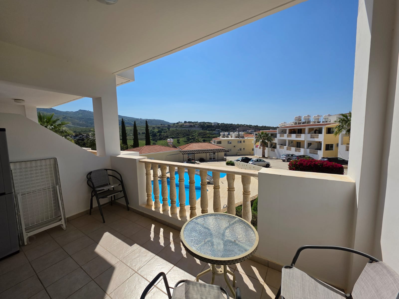 24 Two Bedroom and two bathroom apartment with Communal Swimming pool – Ref. SUN1580