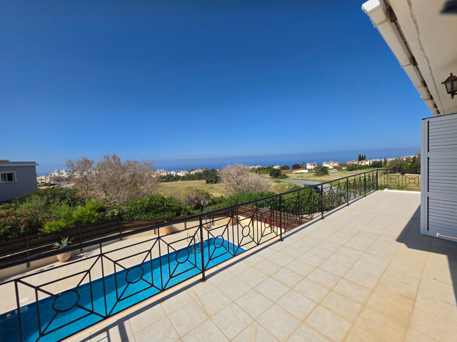 Three Bedroom Villa with Swimming Pool – Ref. SUN1581