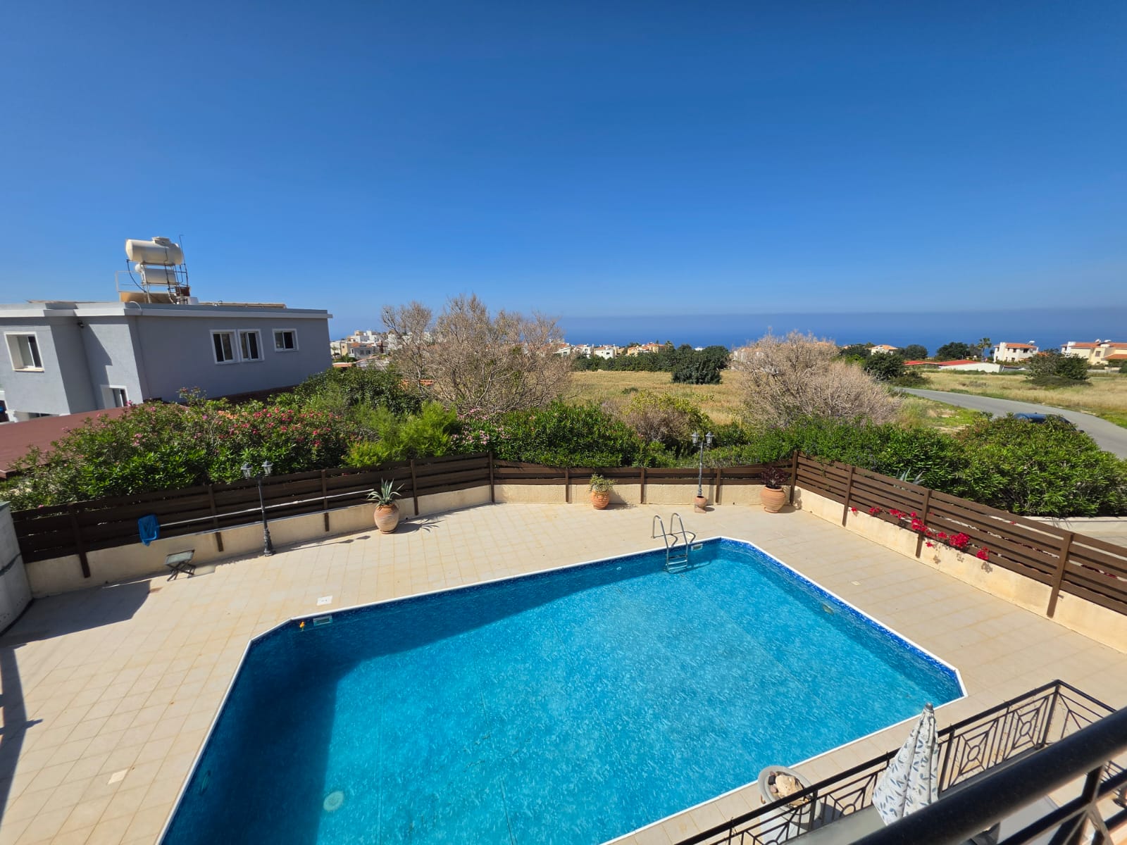 Three Bedroom Villa with Swimming Pool – Ref. SUN1581