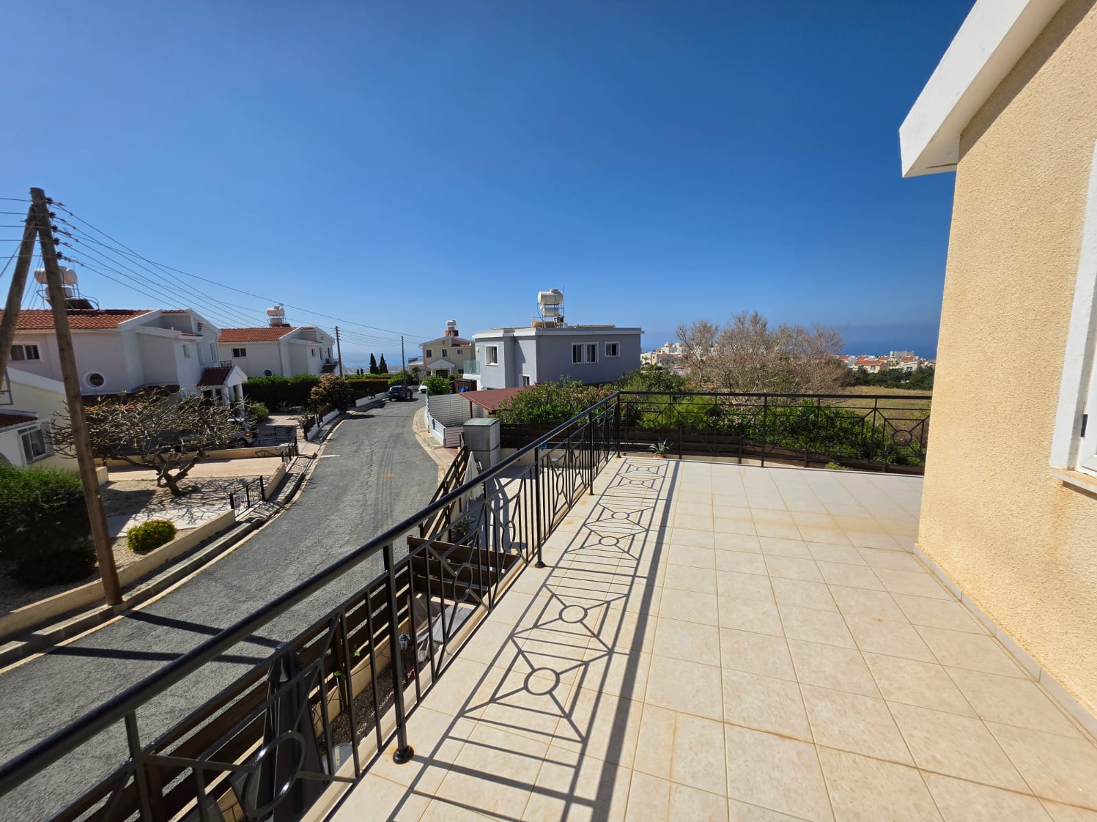 Three Bedroom Villa with Swimming Pool – Ref. SUN1581