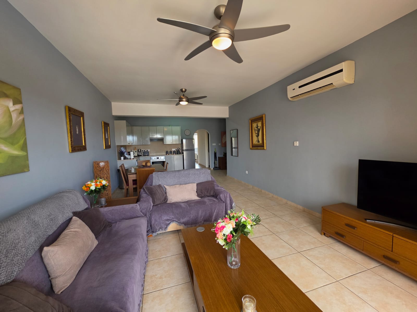 5 Two Bedroom and two bathroom apartment with Communal Swimming pool – Ref. SUN1580