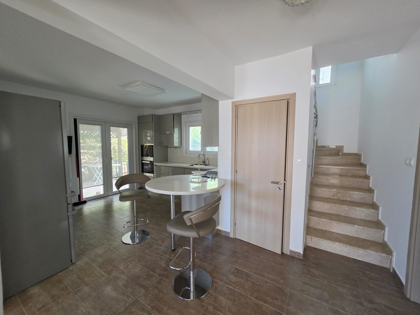 10 Four Bedroom Villa with Swimming Pool – Ref. SUN1583