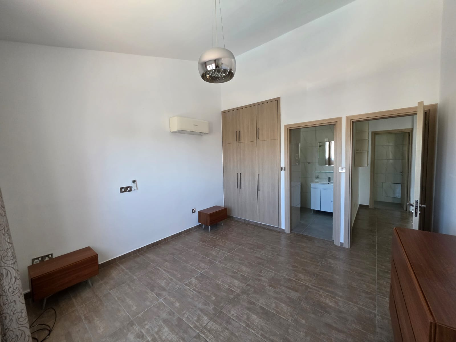 26 Four Bedroom Villa with Swimming Pool – Ref. SUN1583