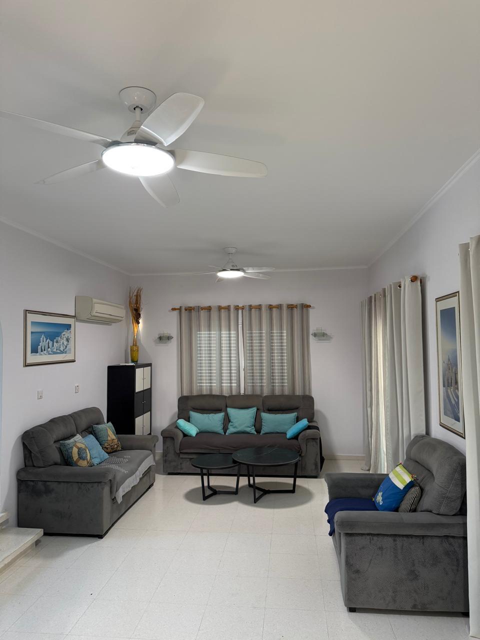 10 Four Bedroom Villa with Swimming Pool – Ref. SUN1587