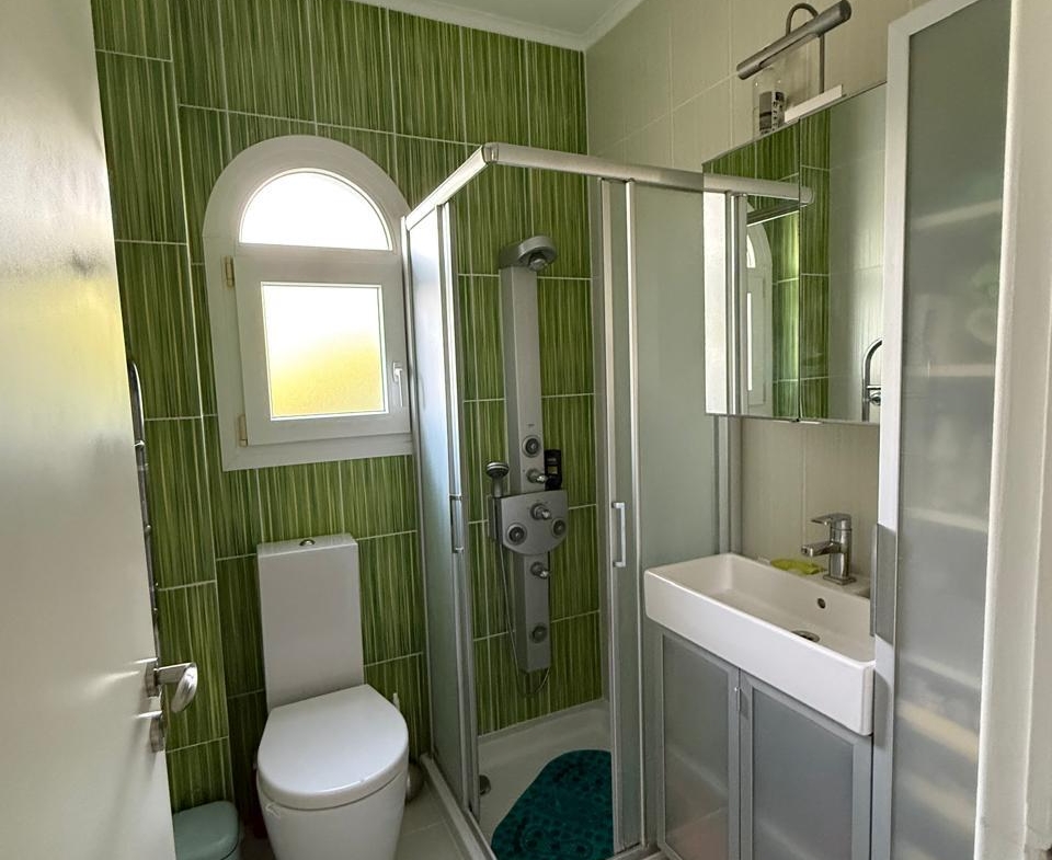 Four Bedroom Villa with Swimming Pool – Ref. SUN1587