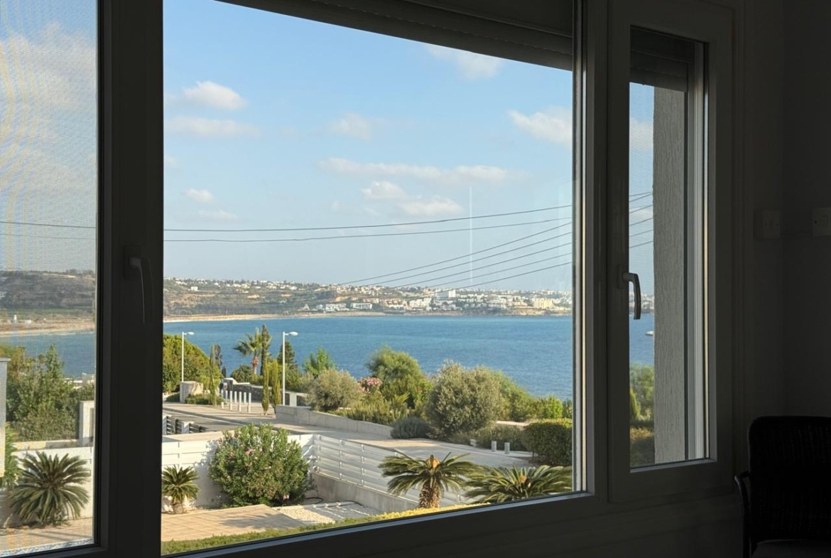 Four Bedroom Villa with Swimming Pool – Ref. SUN1587