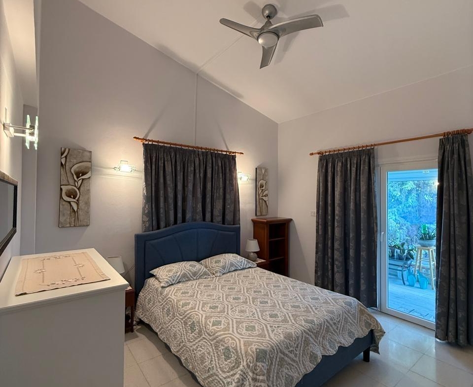 Four Bedroom Villa with Swimming Pool – Ref. SUN1587