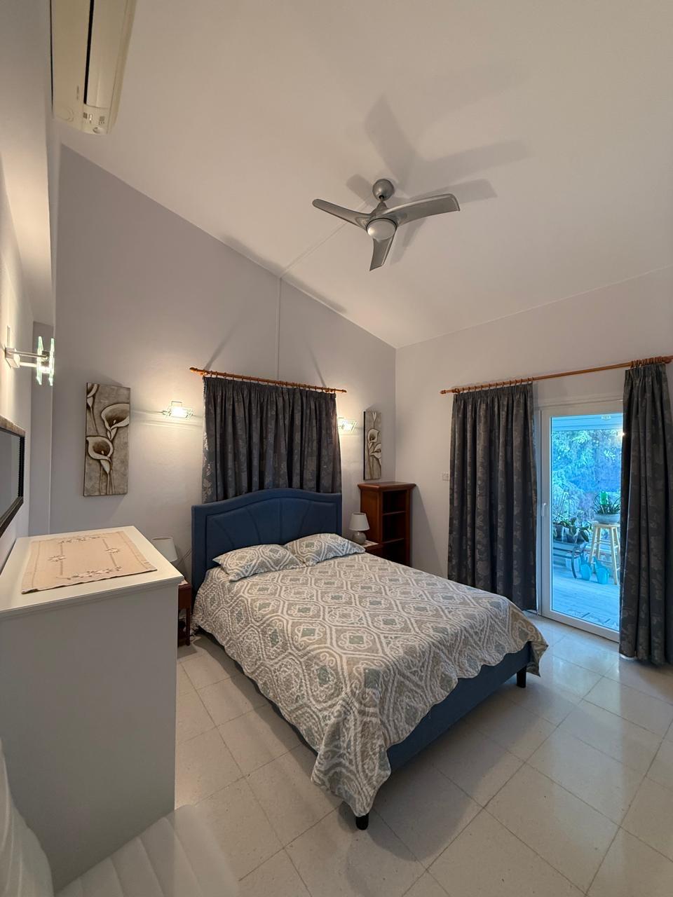 16 Four Bedroom Villa with Swimming Pool – Ref. SUN1587