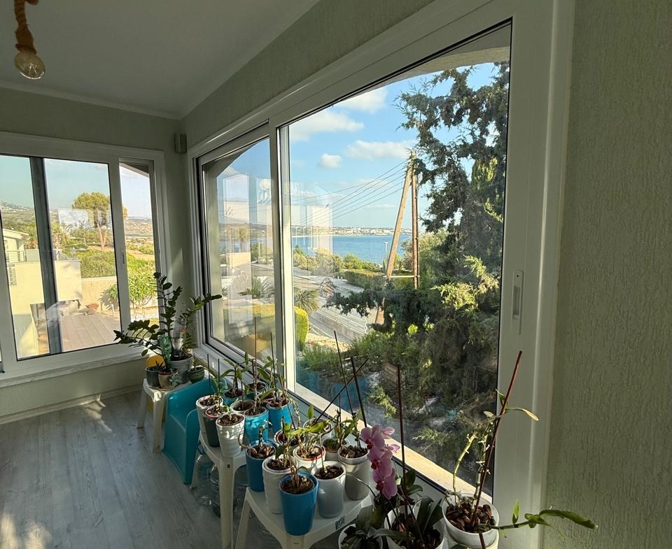 Four Bedroom Villa with Swimming Pool – Ref. SUN1587