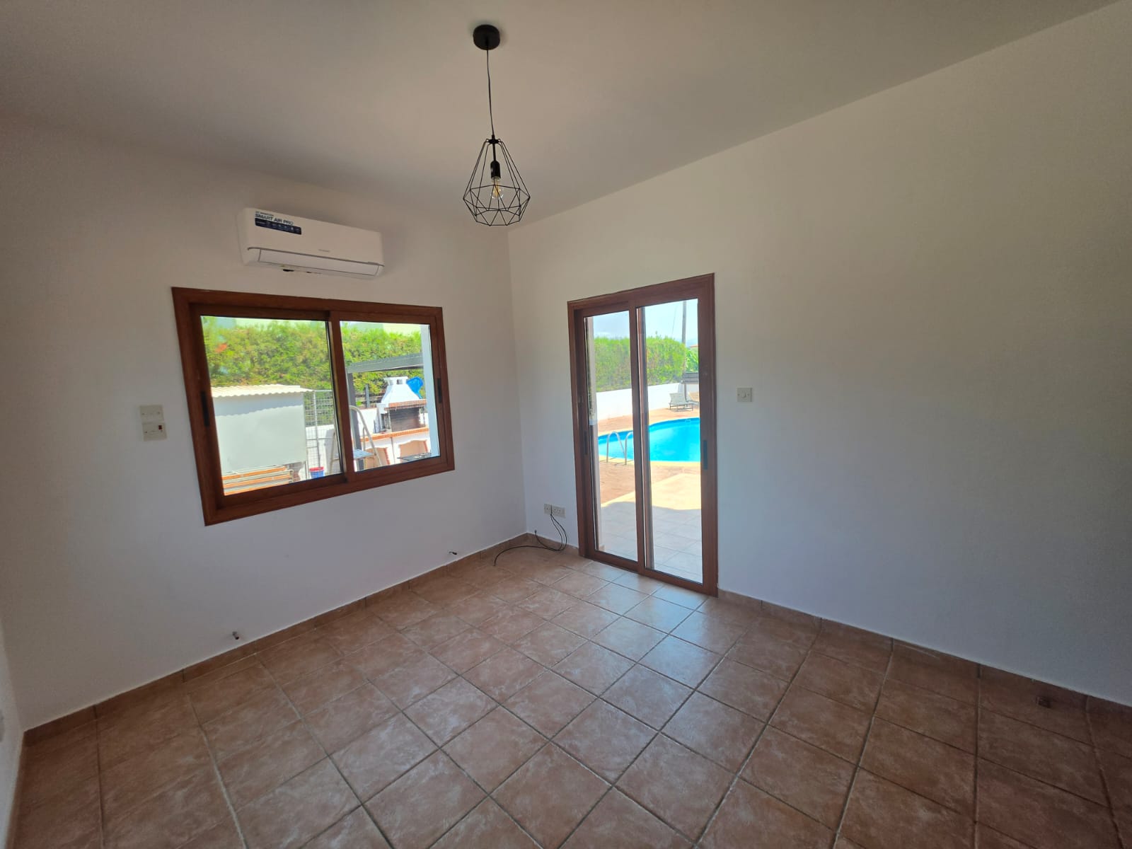 18 Three Bedroom Villa with Swimming Pool – Ref. SUN1588
