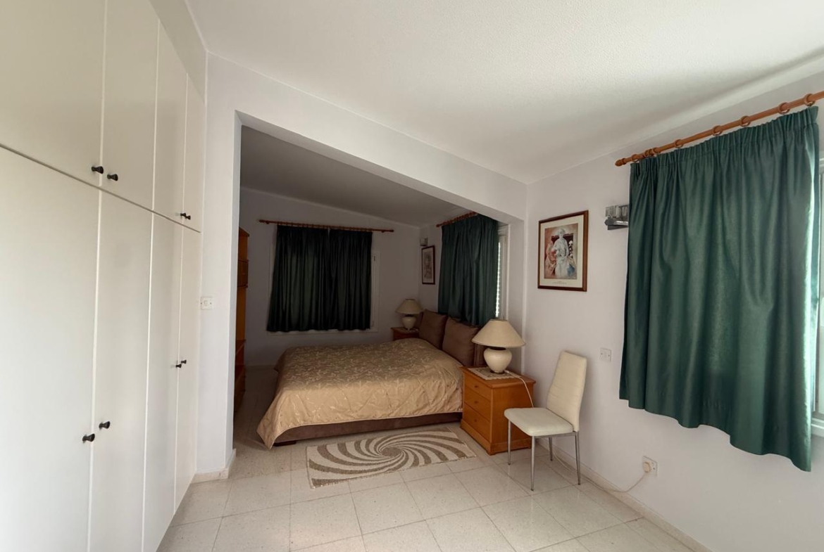 Four Bedroom Villa with Swimming Pool – Ref. SUN1587