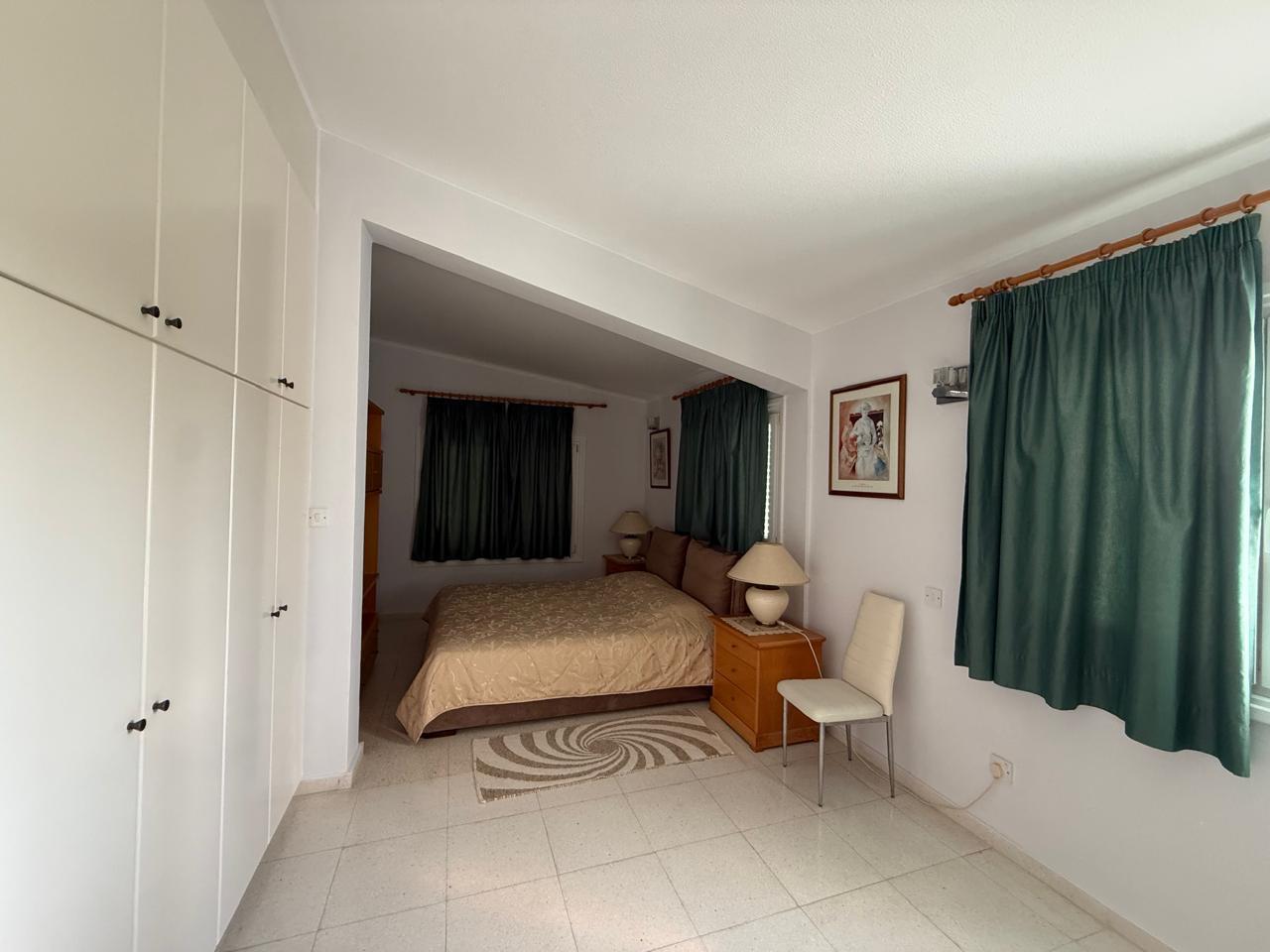 20 Four Bedroom Villa with Swimming Pool – Ref. SUN1587