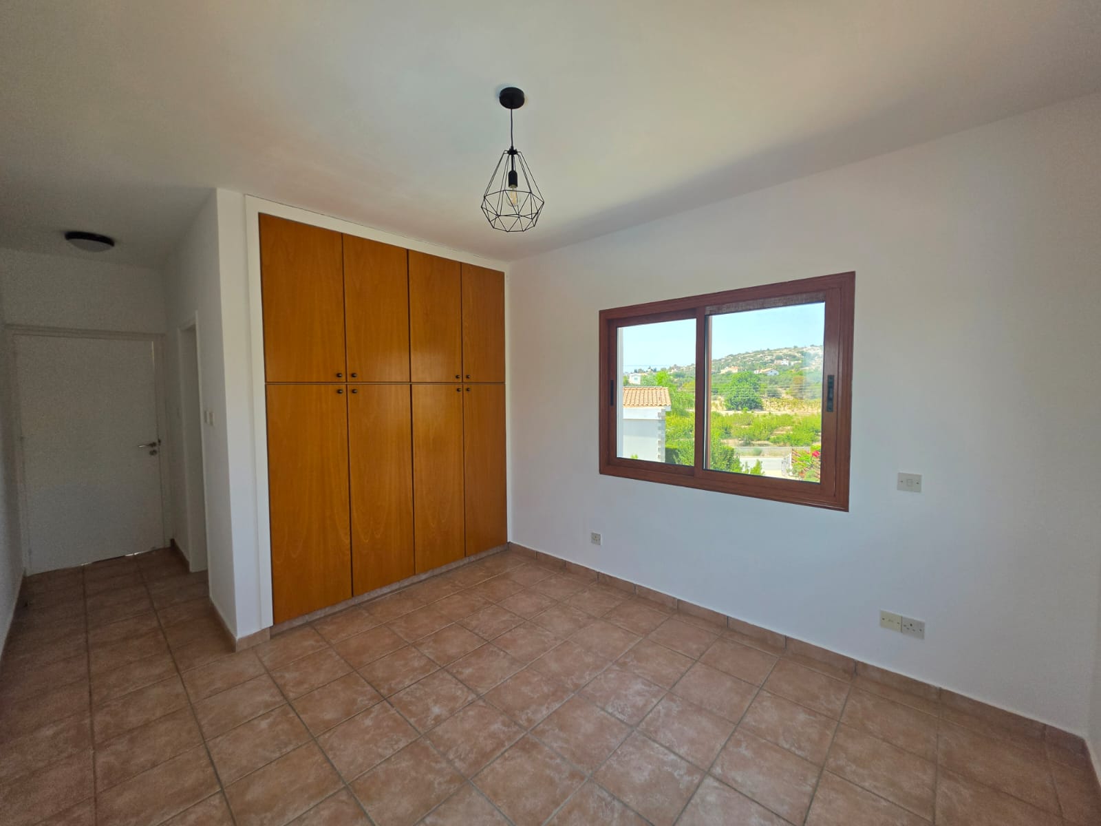 9 Three Bedroom Villa with Swimming Pool – Ref. SUN1588