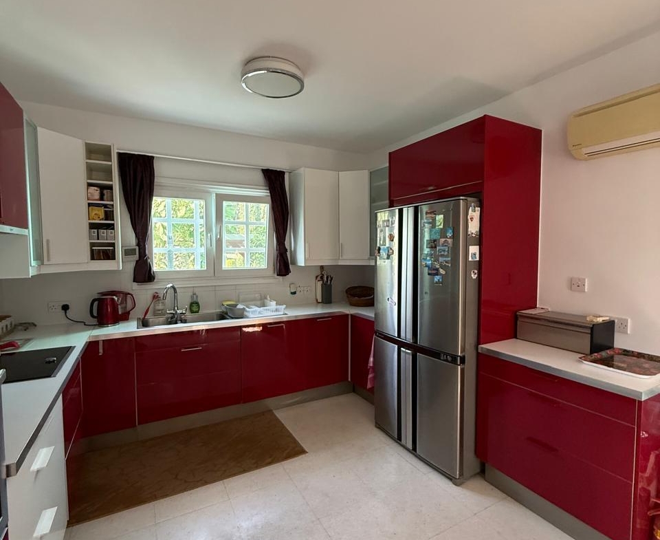 Four Bedroom Villa with Swimming Pool – Ref. SUN1587