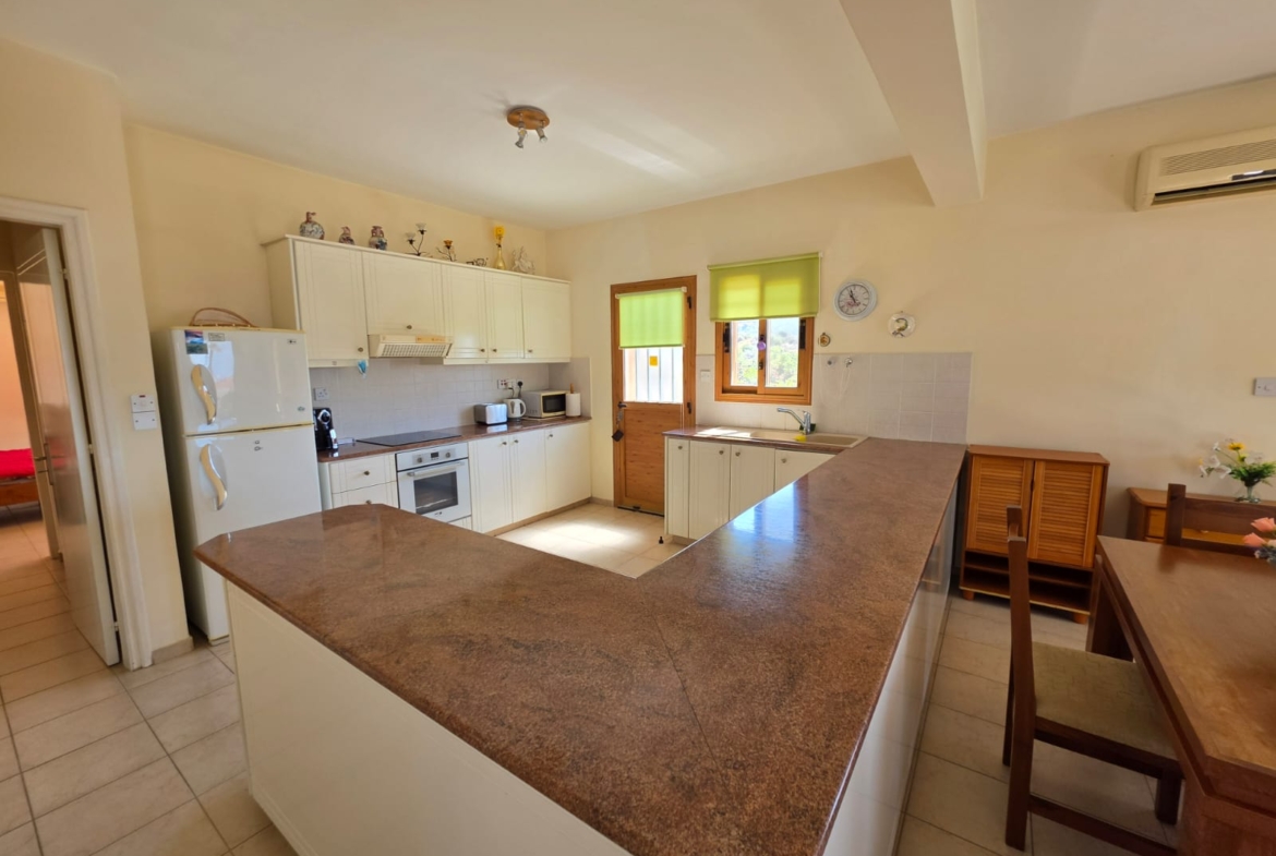 Three Bedroom Bungalow with swimming pool – Ref. SUN1589