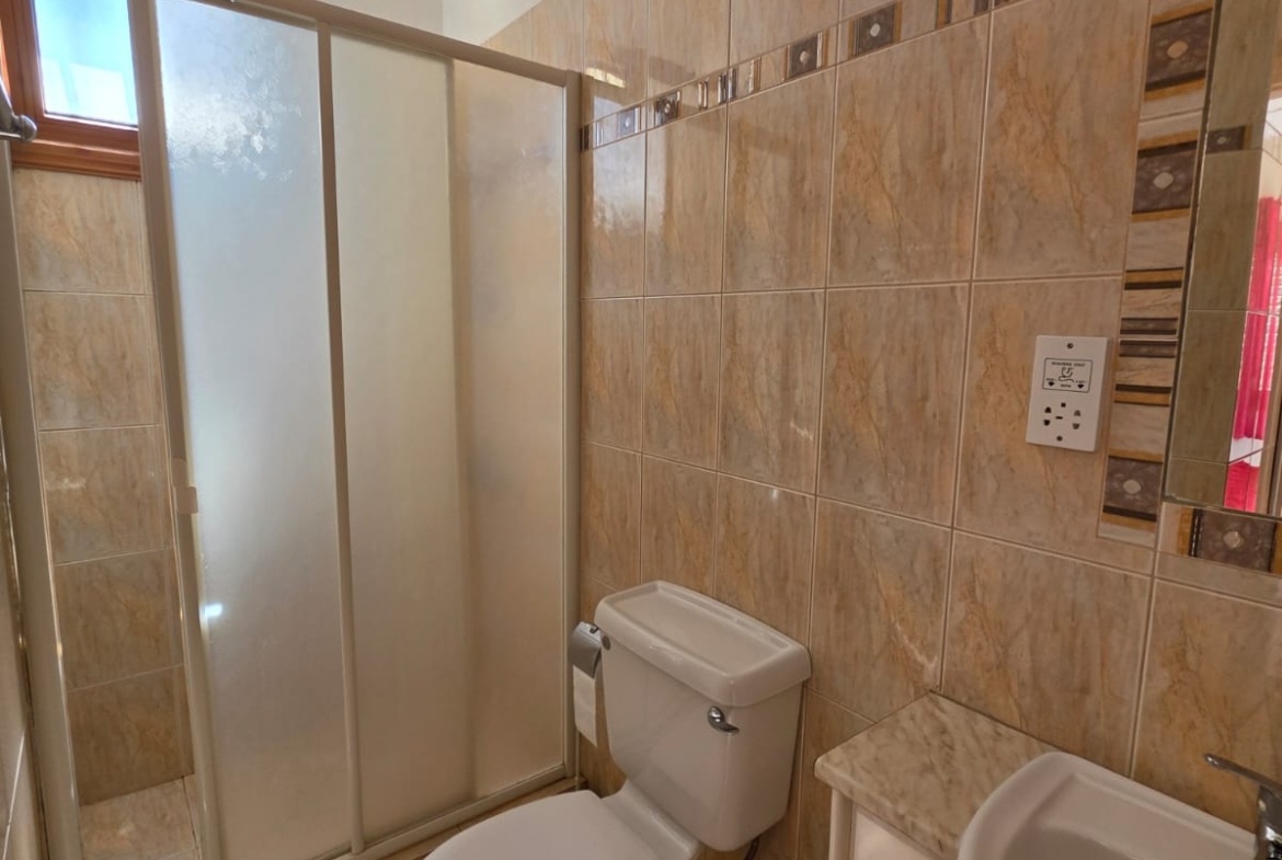 Three Bedroom Bungalow with swimming pool – Ref. SUN1589