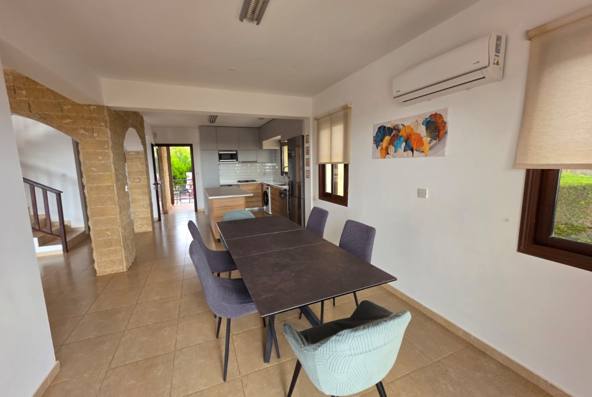Four Bedroom villa with a swimming pool by the coast line Ref. SUN1591