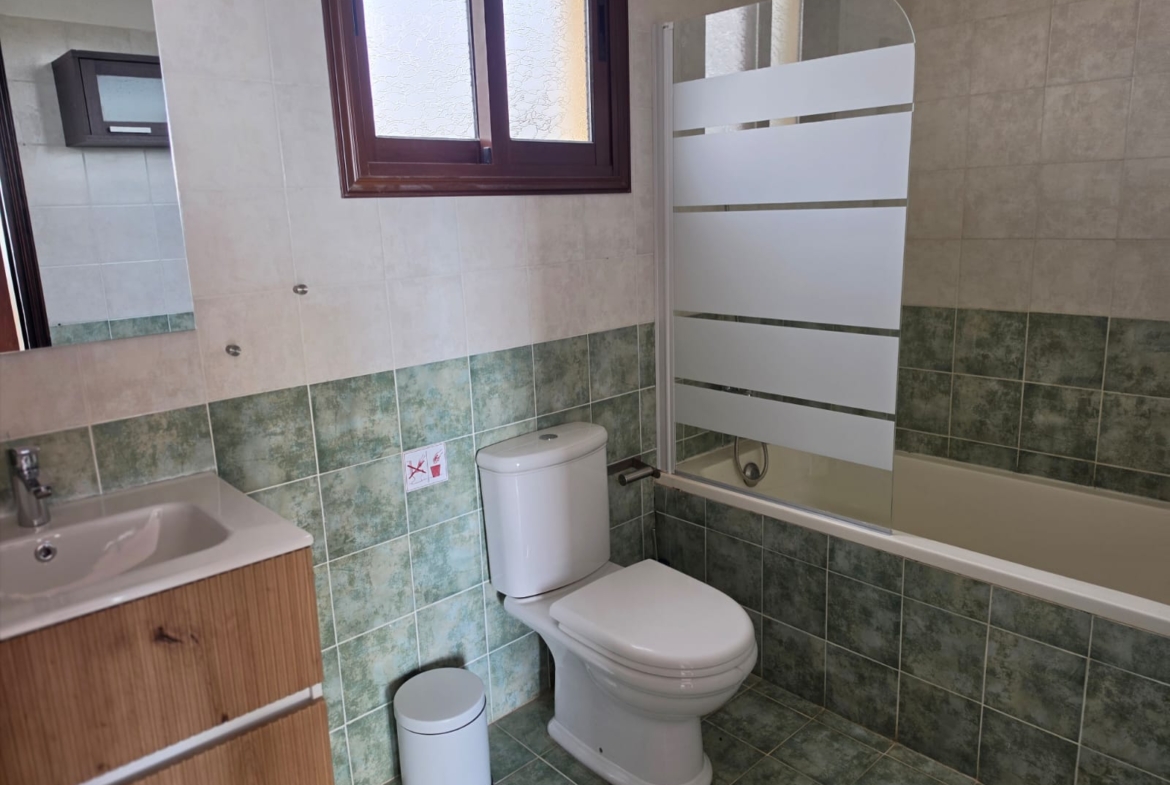Four Bedroom villa with a swimming pool by the coast line Ref. SUN1591