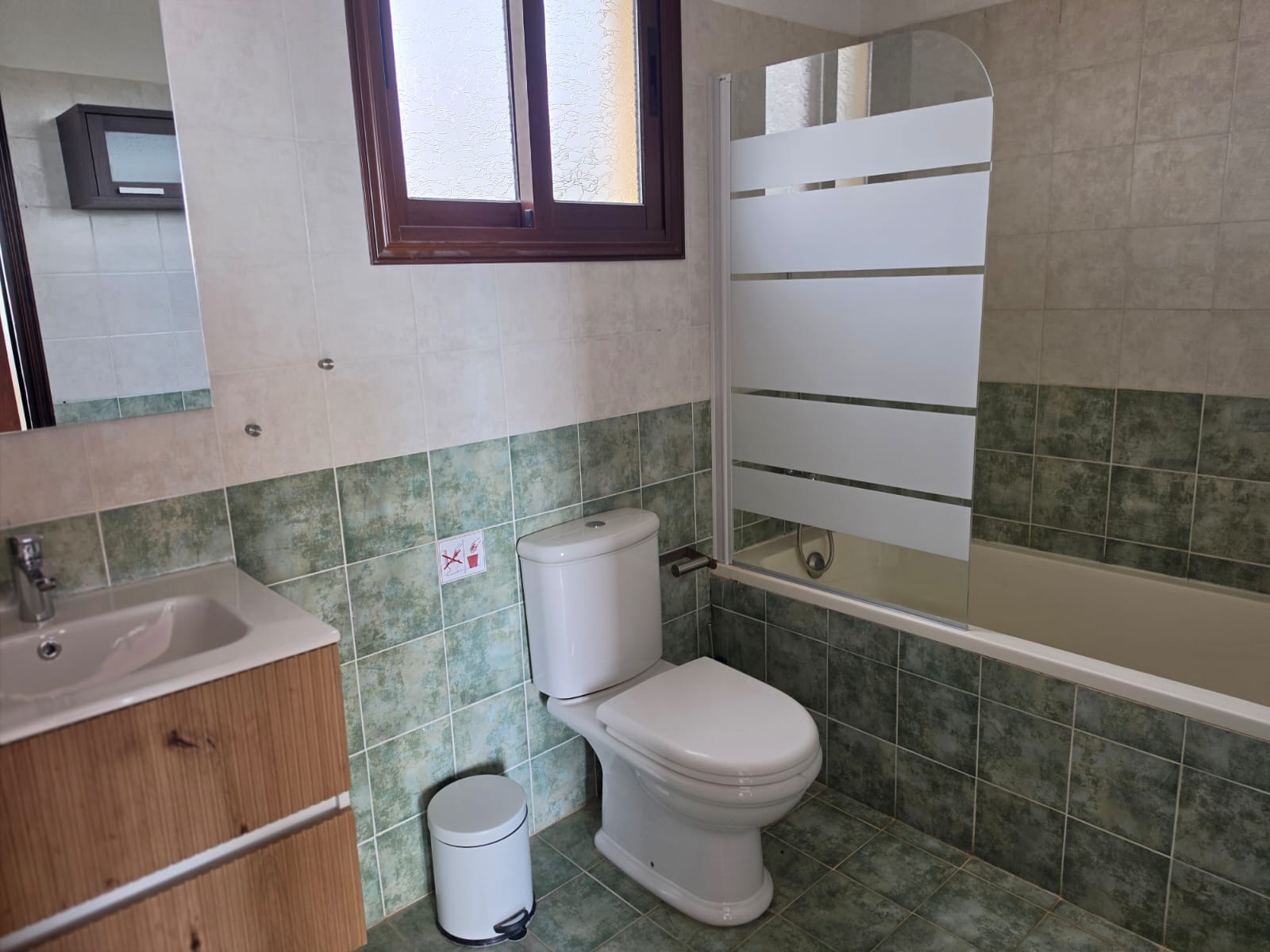 18 Four Bedroom villa with a swimming pool by the coast line Ref. SUN1591