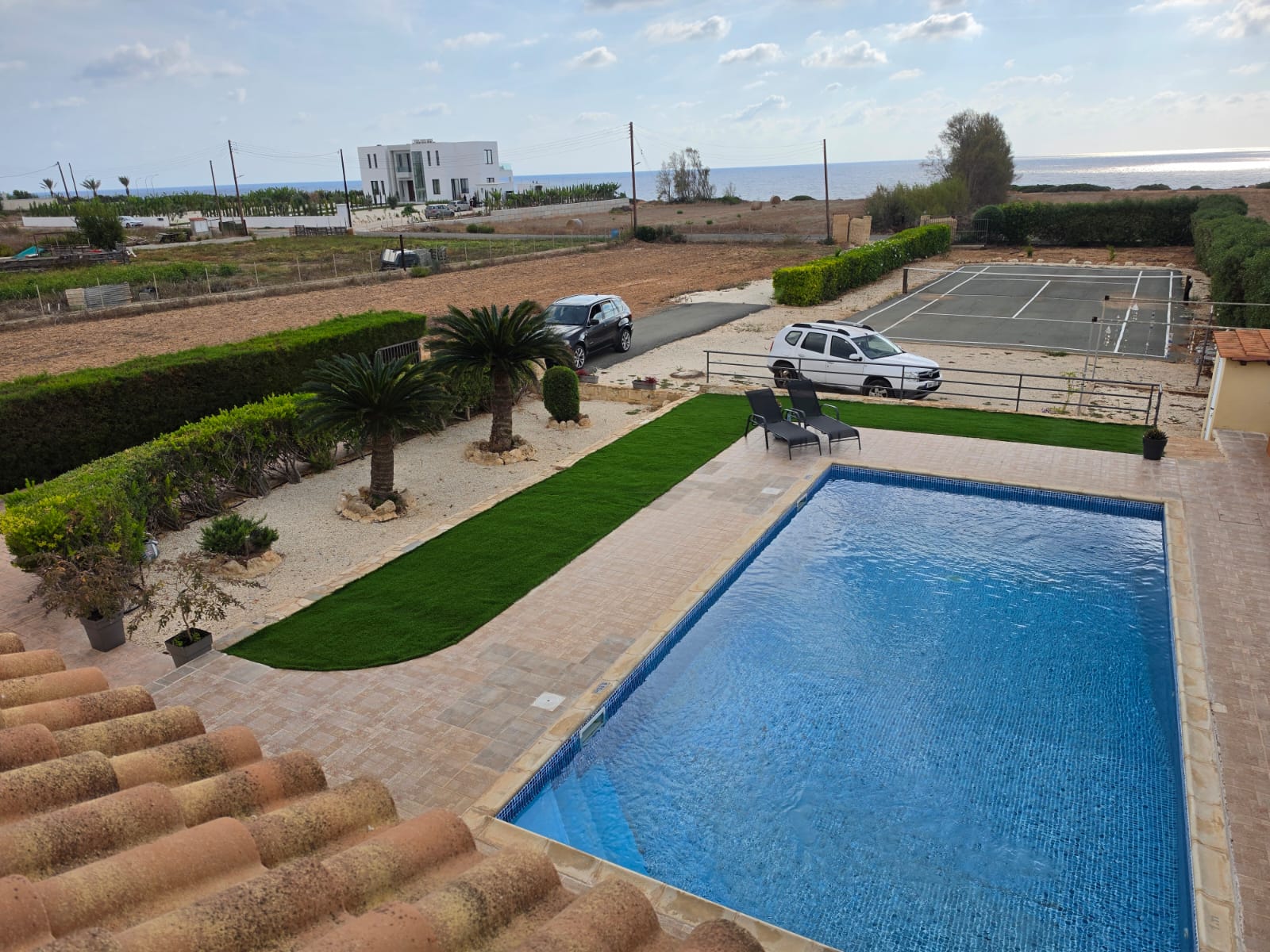20 Four Bedroom villa with a swimming pool by the coast line Ref. SUN1591