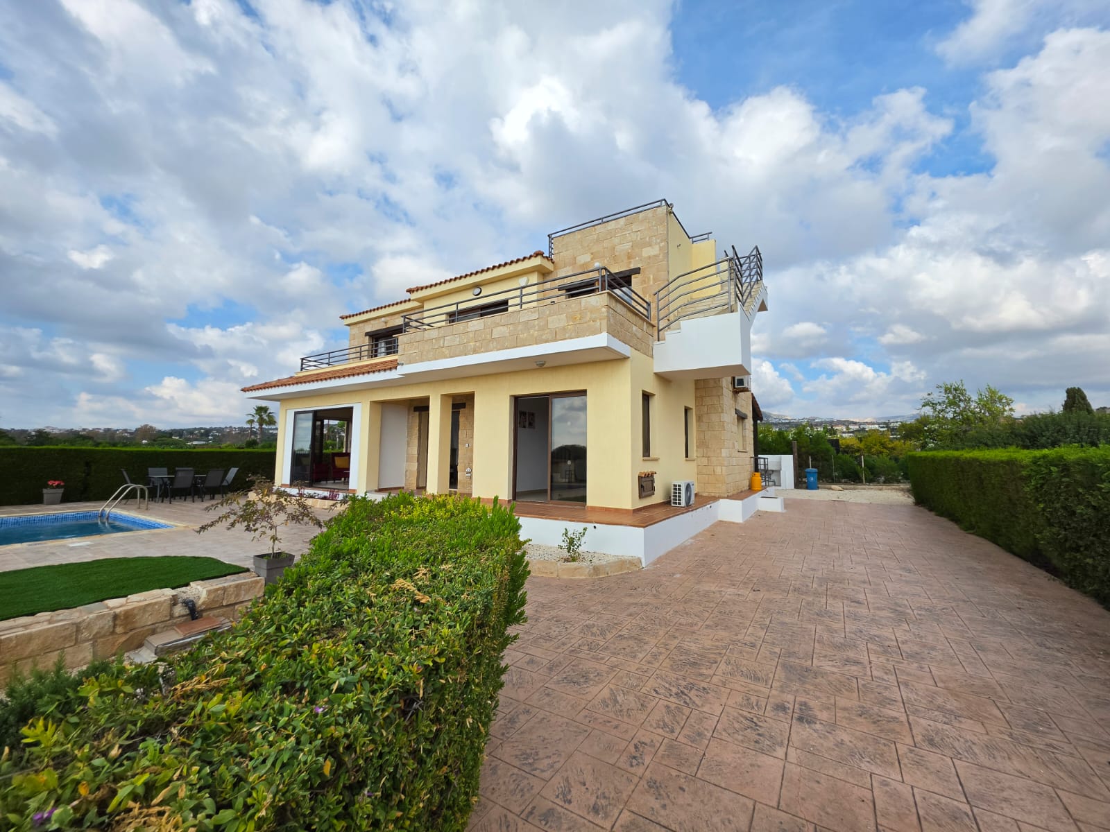 3 Four Bedroom villa with a swimming pool by the coast line Ref. SUN1591