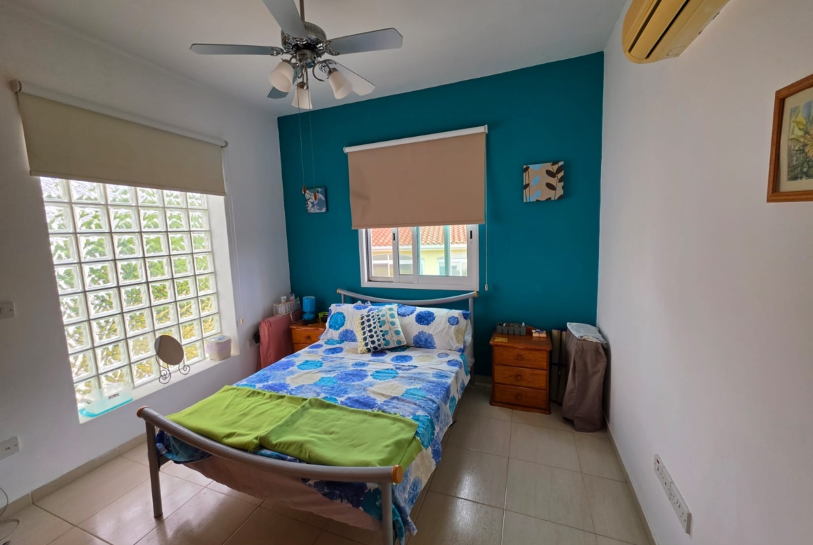 Two Bedroom Apartment with Roof Garden – Ref. SUN1590