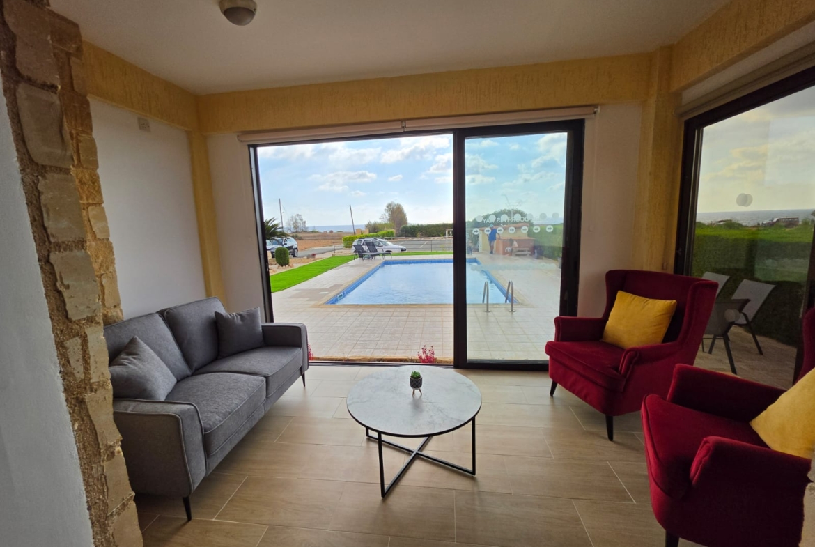 Four Bedroom villa with a swimming pool by the coast line Ref. SUN1591